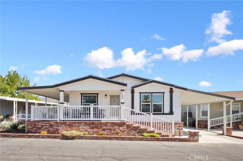 Photo of 3530 Damien Ave #109, La Verne, CA 91750 (MLS # AR26000512)