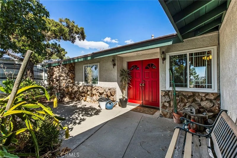 4581 Crestview Drive
