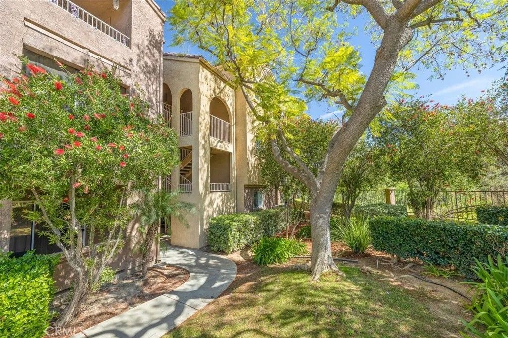 Photo of 2500 San Gabriel Way, Corona, CA 92882 (MLS # DW26077158)