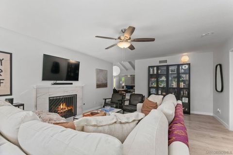 Tiny photo for 2812 Turnbull St, Oceanside, CA 92056 (MLS # 250043530)