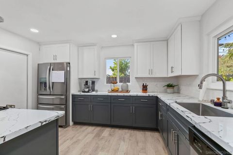 Tiny photo for 2812 Turnbull St, Oceanside, CA 92056 (MLS # 250043530)