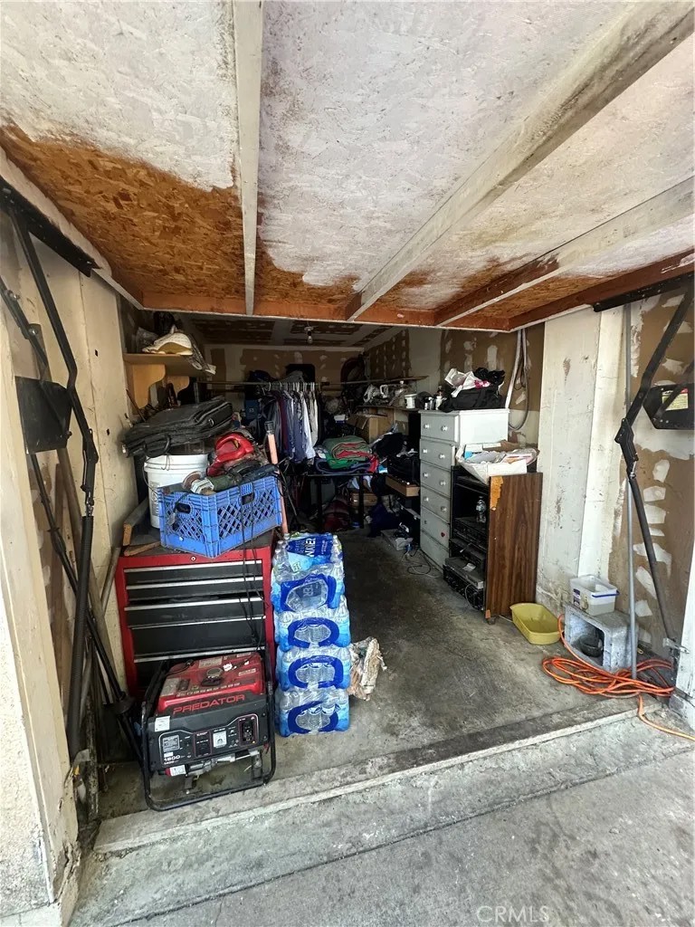 2414 E 115th