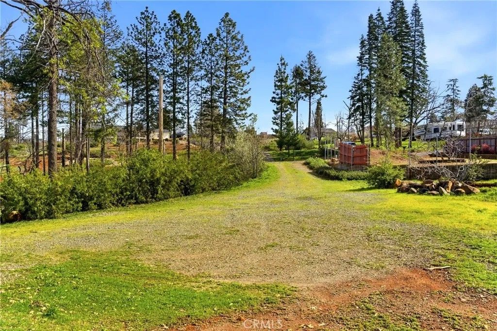 Photo of 6473 Gregory Ln, Paradise, CA 95969 (MLS # SN26045517)