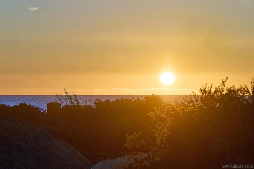 Photo of 7354 Escallonia Ct, Carlsbad, CA 92011 (MLS # 260004335)