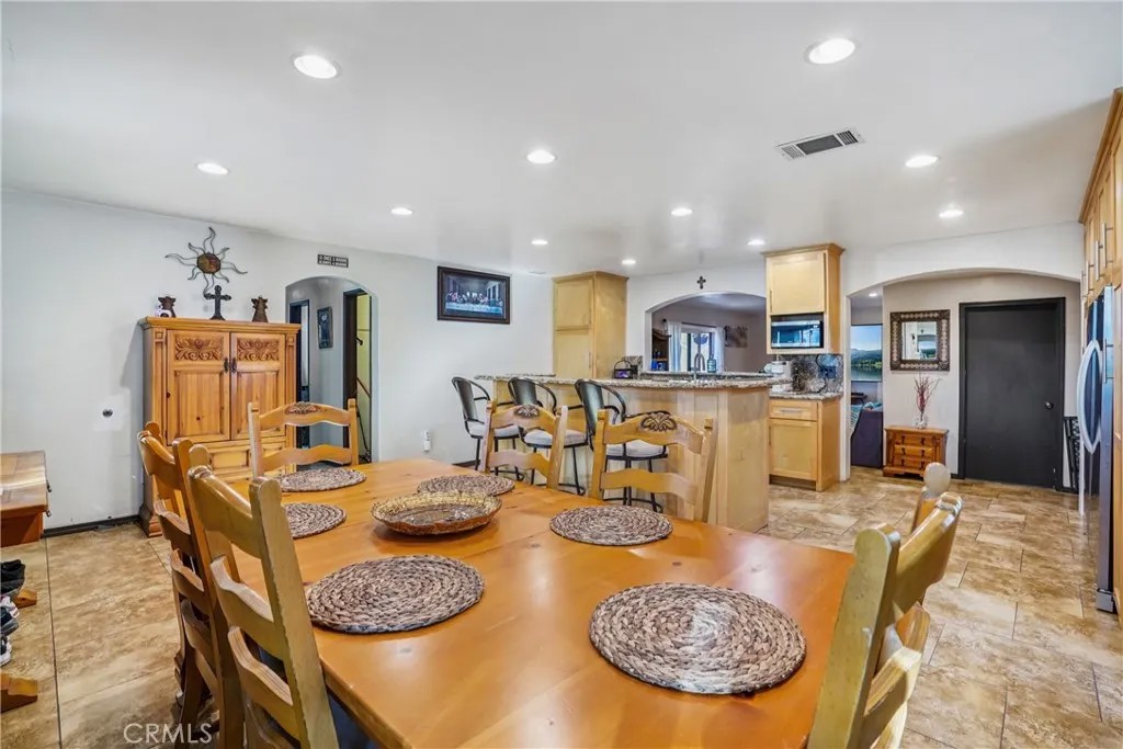 16559 Mcwood