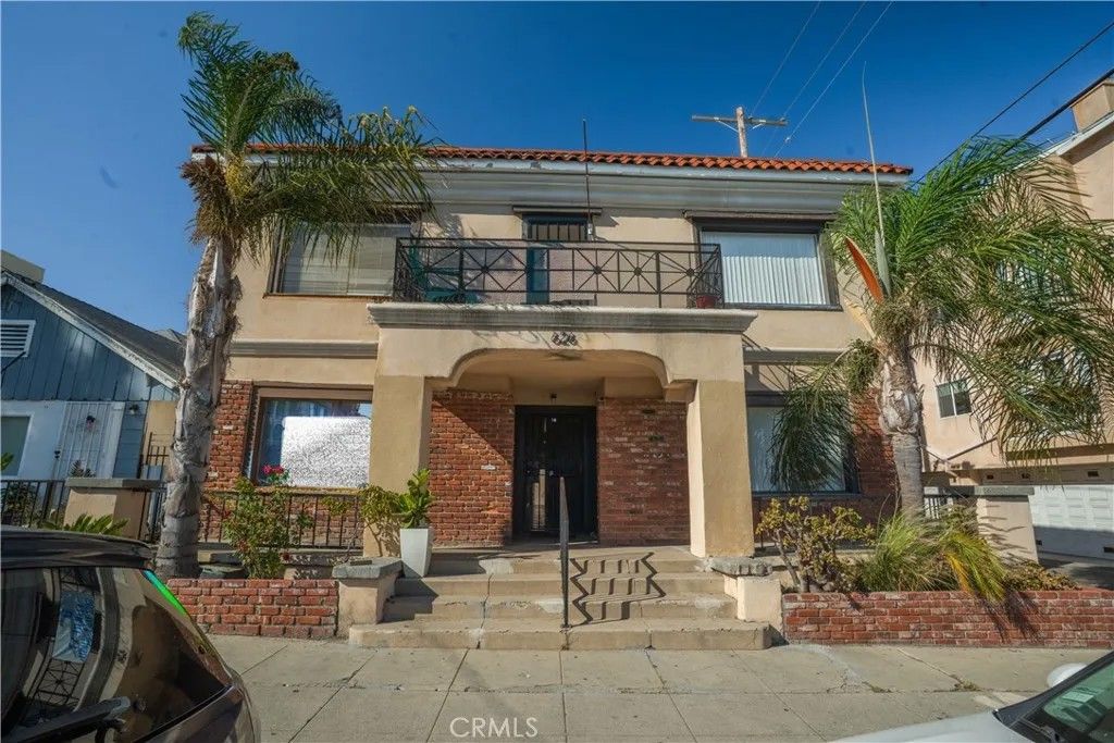 Photo of 626 W 7th St, San Pedro, CA 90731 (MLS # SB26029816)