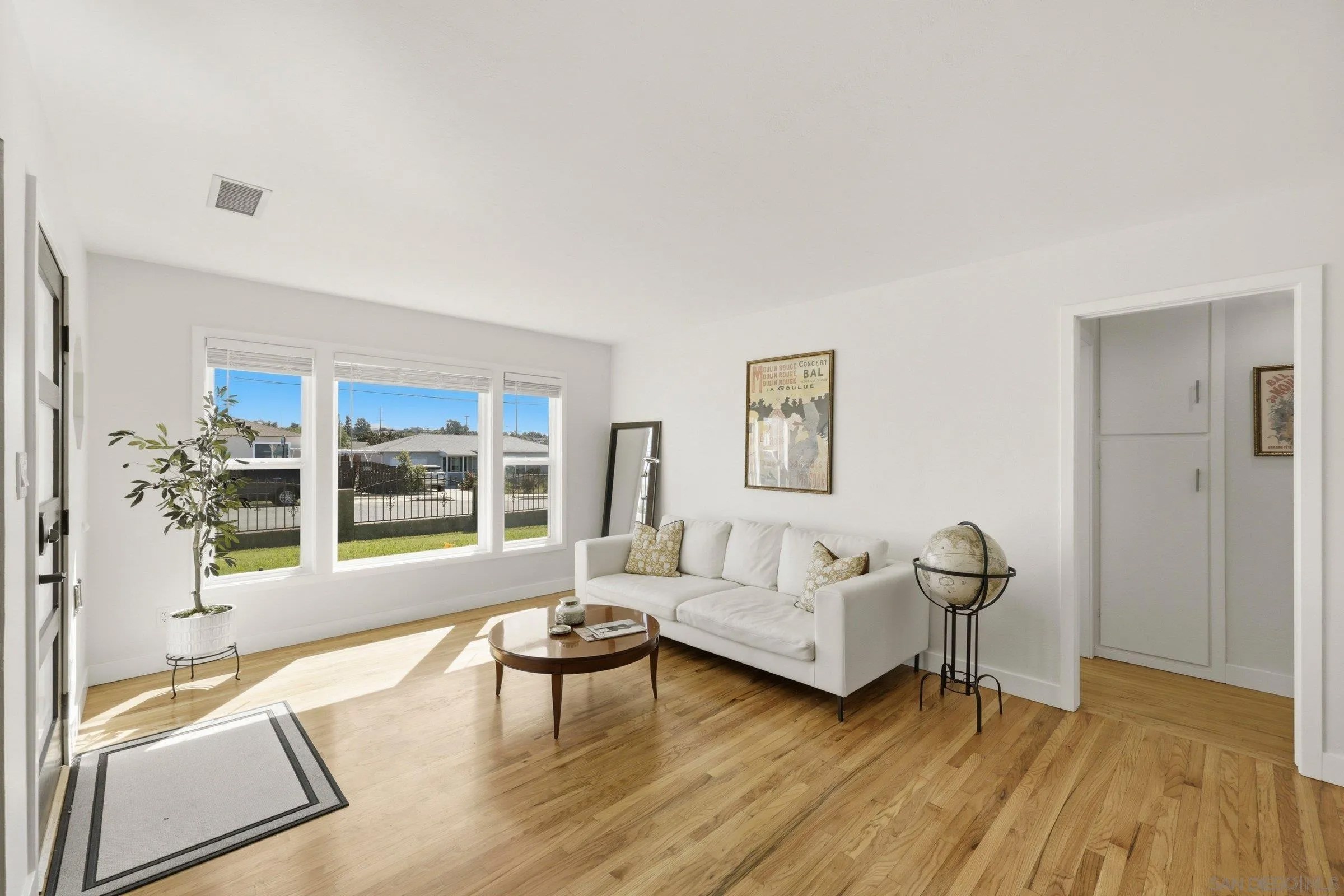 34 N Clairmont