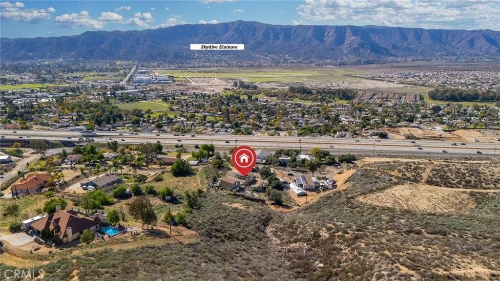 Photo of 21380 Loquat St, Wildomar, CA 92595 (MLS # SW25272239)