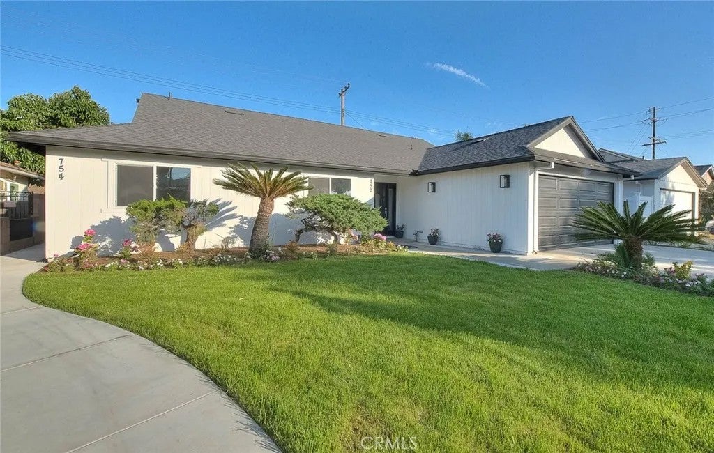 752 Rio Del Sol Avenue