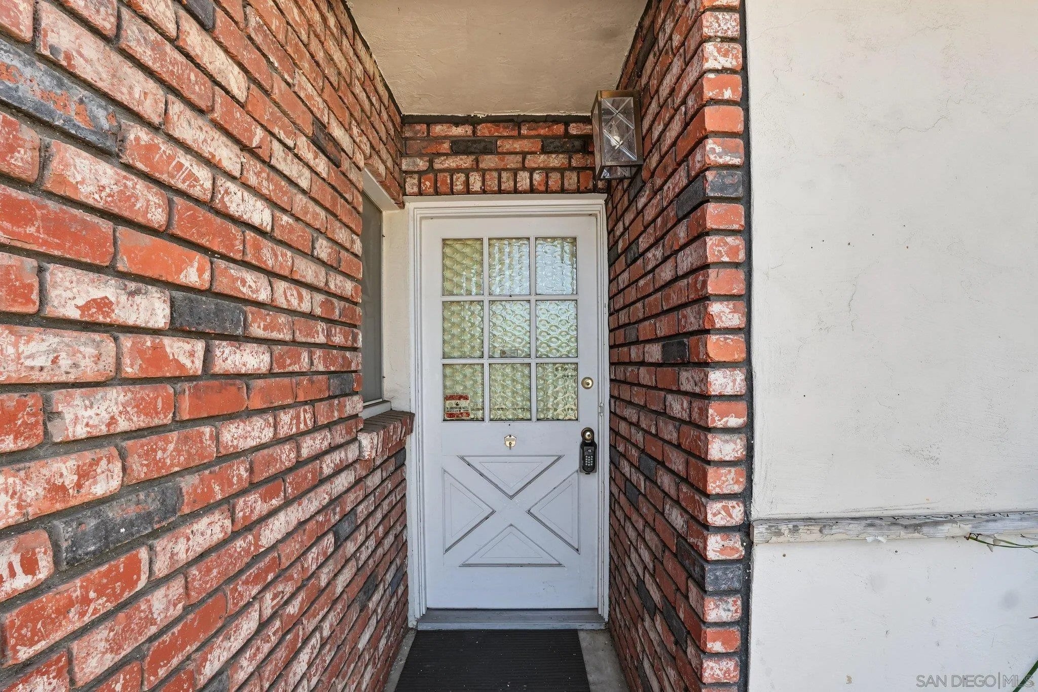 1475 VICKSBURG DR