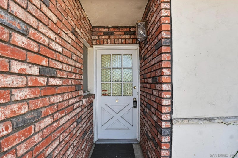 1475 VICKSBURG DR