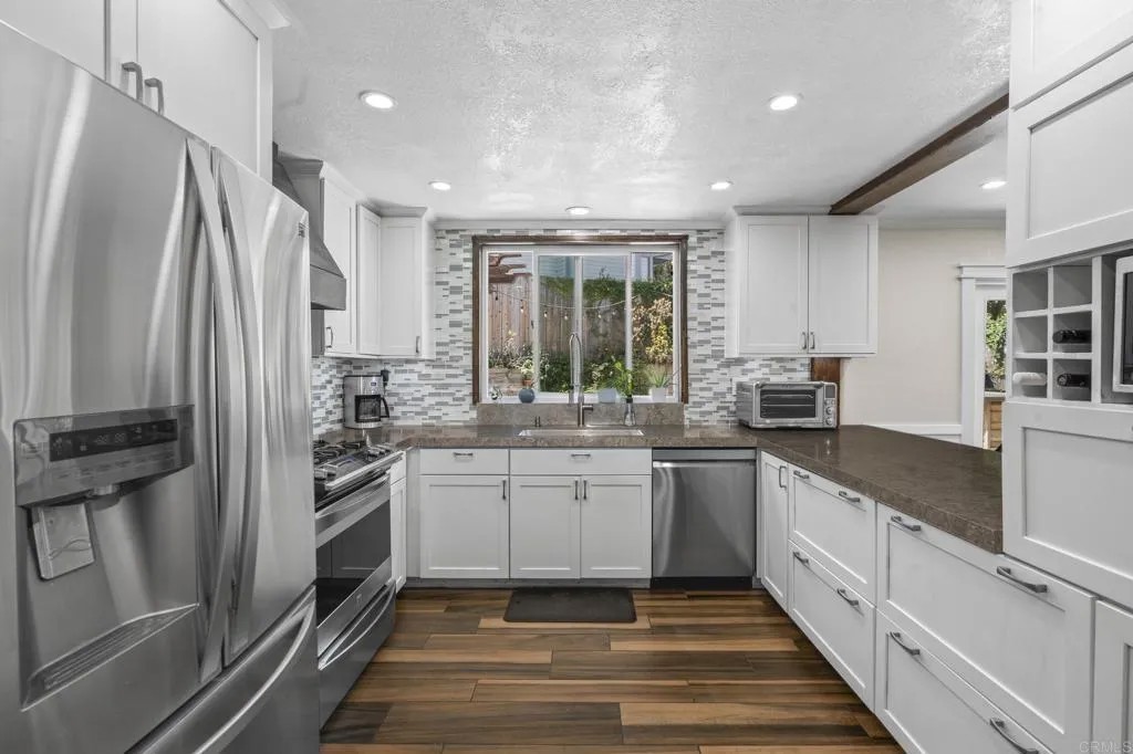 830 English Holly Lane