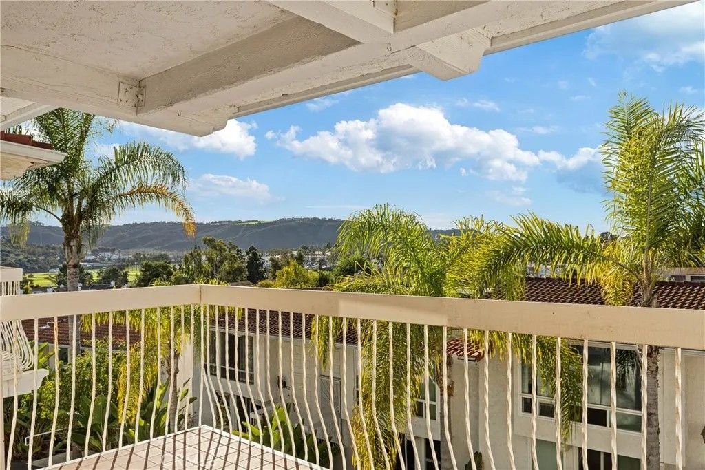 Photo of 2315 Caringa Way #51, Carlsbad, CA 92009 (MLS # IV26034176)