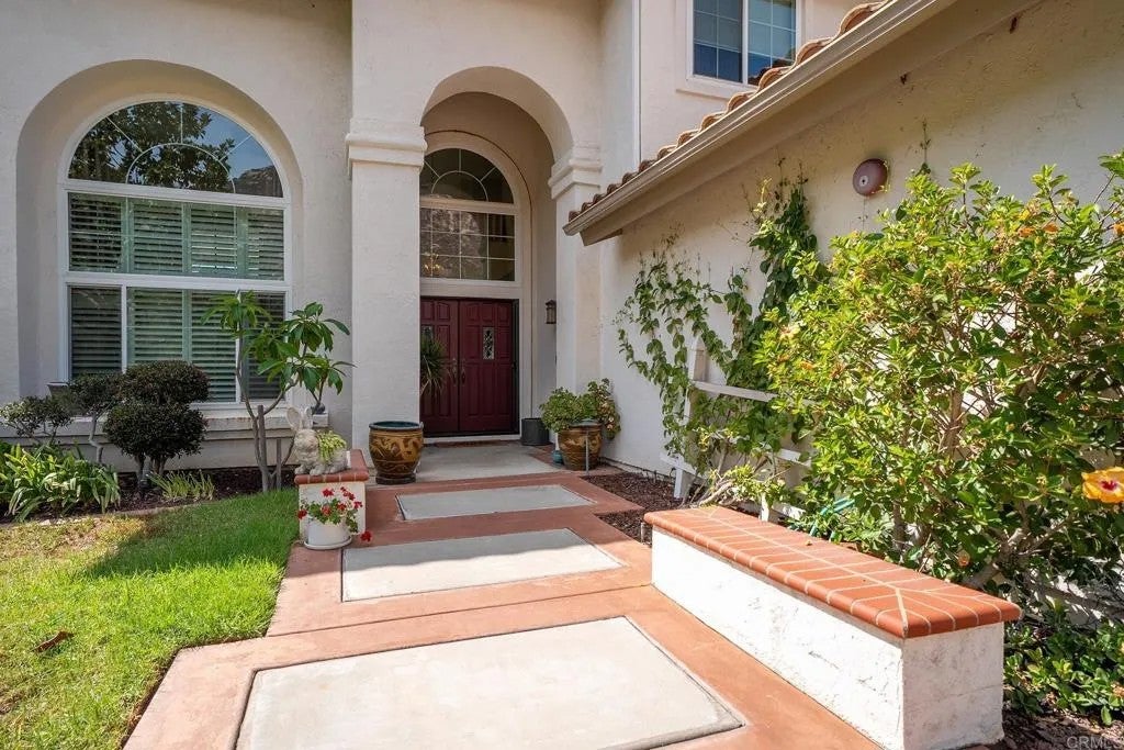 3051 Camino De Las Piedras
