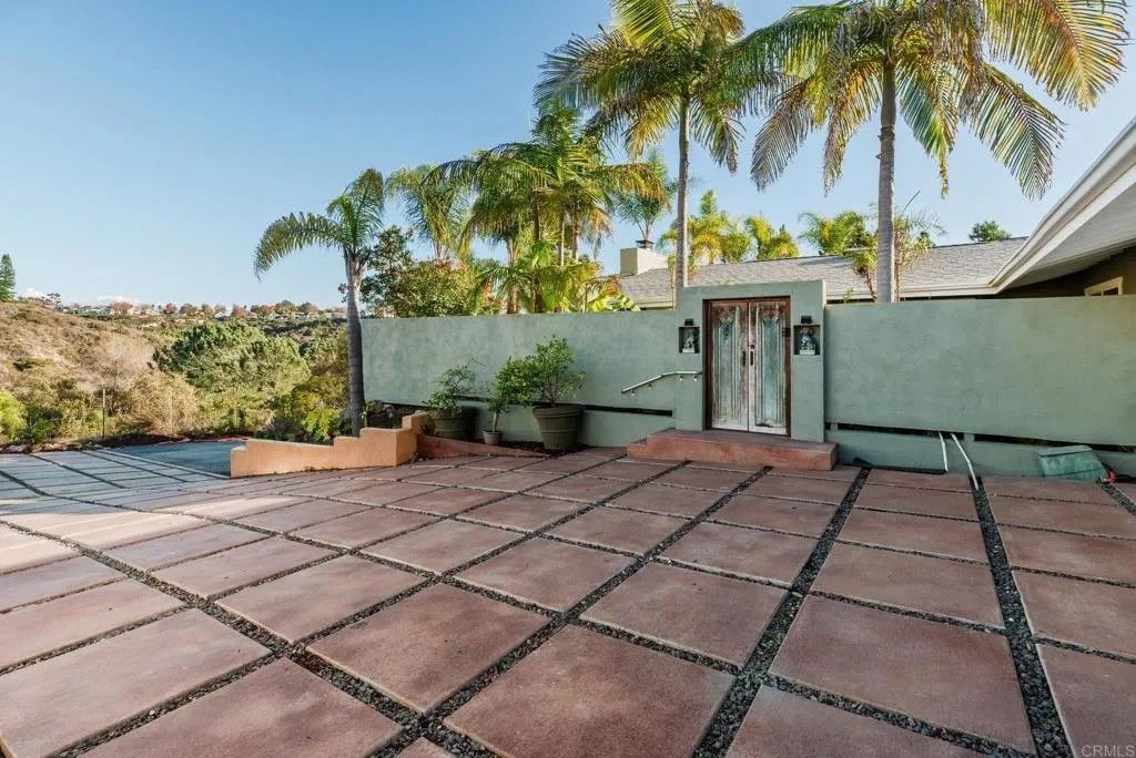 Photo of 1386 Tennis Club Drive, Encinitas, CA 92024 (MLS # NDP2511000)