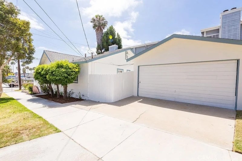 601 Carnelian