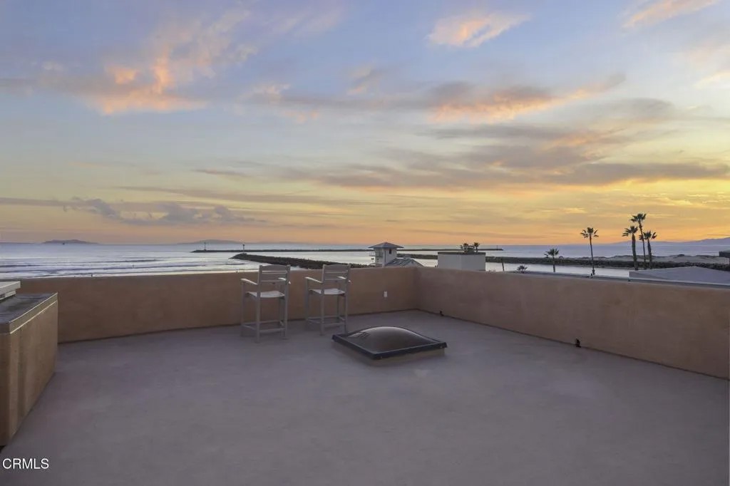 2421 Ocean Drive