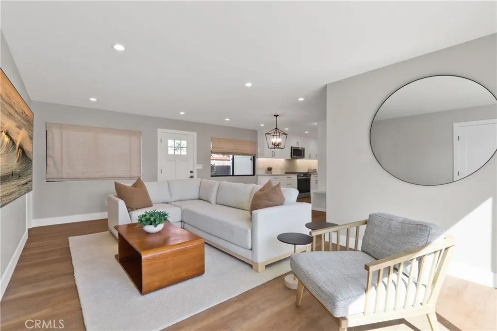 Photo of 270 Albert PL #B, Costa Mesa, CA 92627 (MLS # OC26227732)