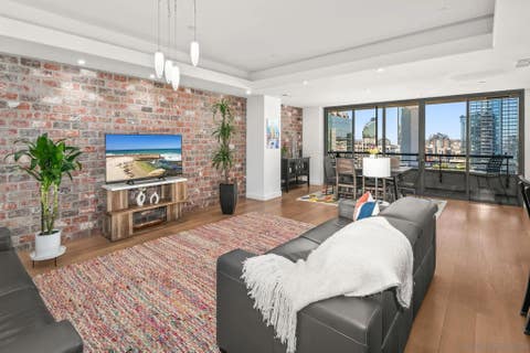 Photo of 700 Front St #1706, San Diego, CA 92101 (MLS # 260020600)