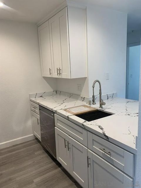 4041 Oakcrest Dr 206 San Diego CA 92105