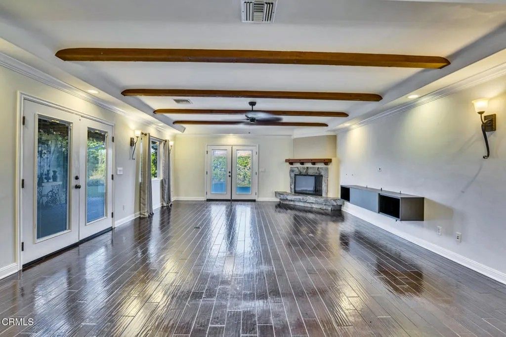 Photo of 23363 Erwin Street, Los Angeles, CA 91367 (MLS # P1-25653)