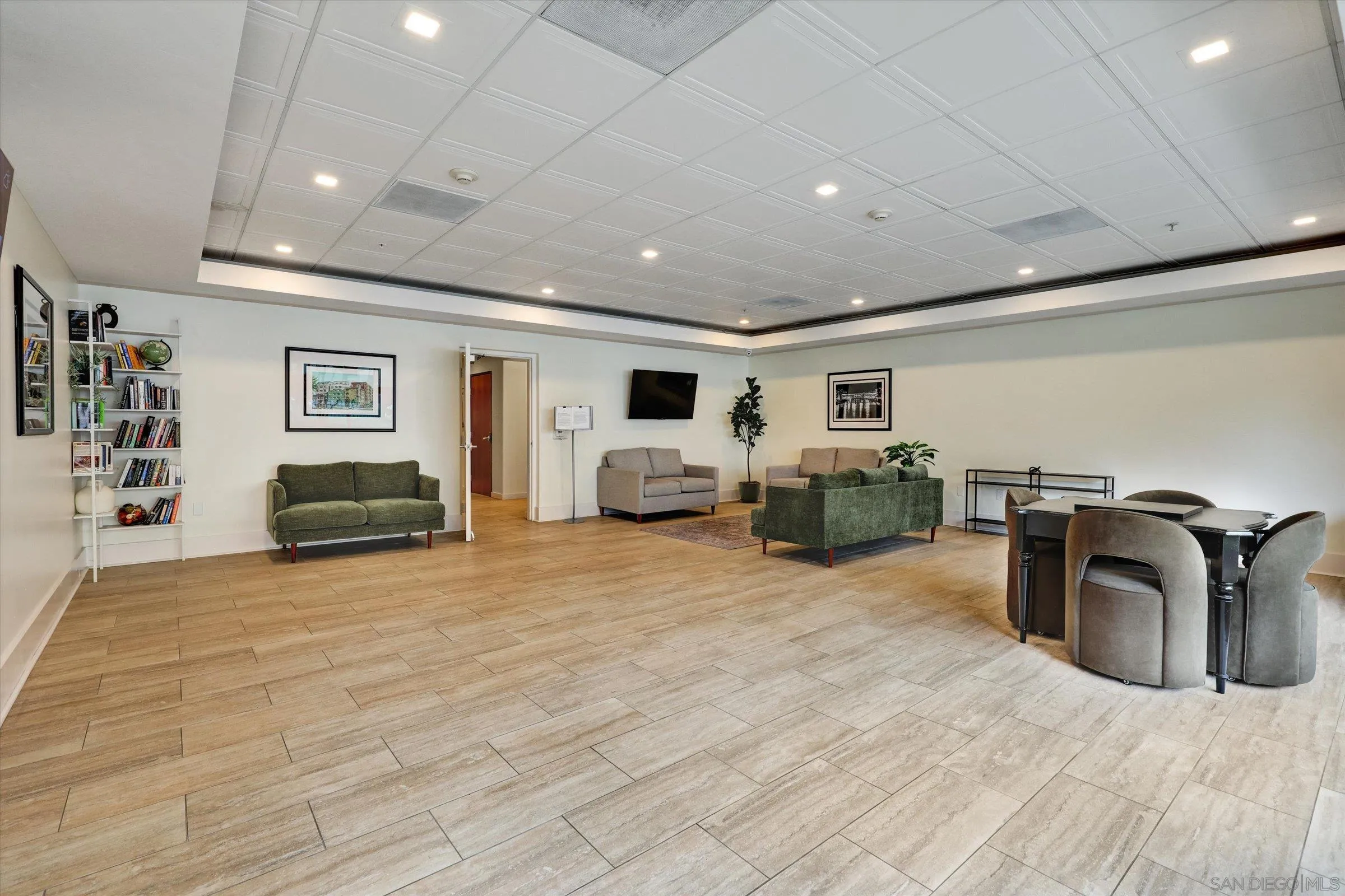 1601 India St 211