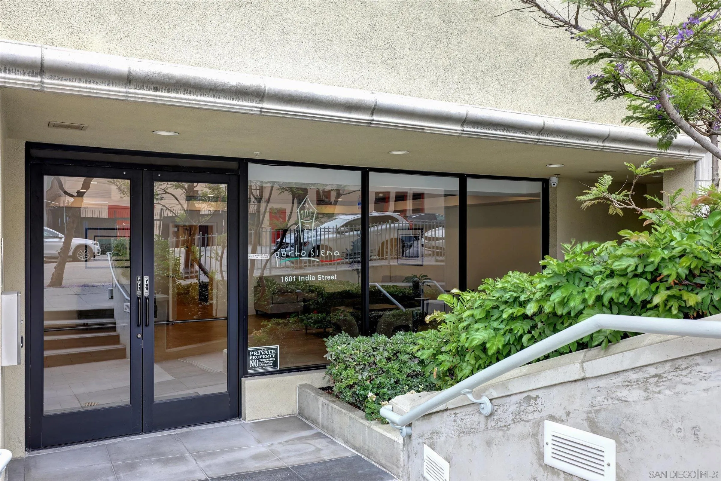 1601 India St 211