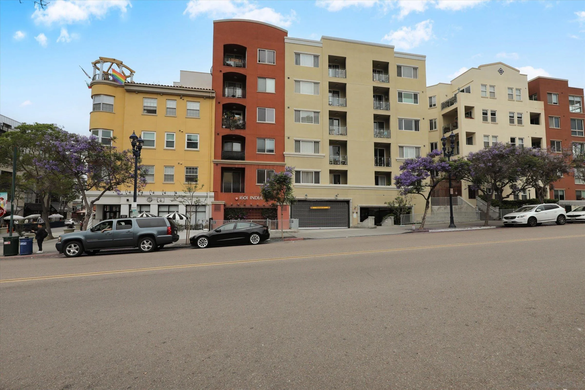 1601 India St 211