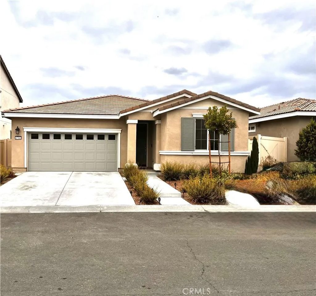 Photo of 1744 Plume LN, San Jacinto, CA 92583 (MLS # IV26107724)