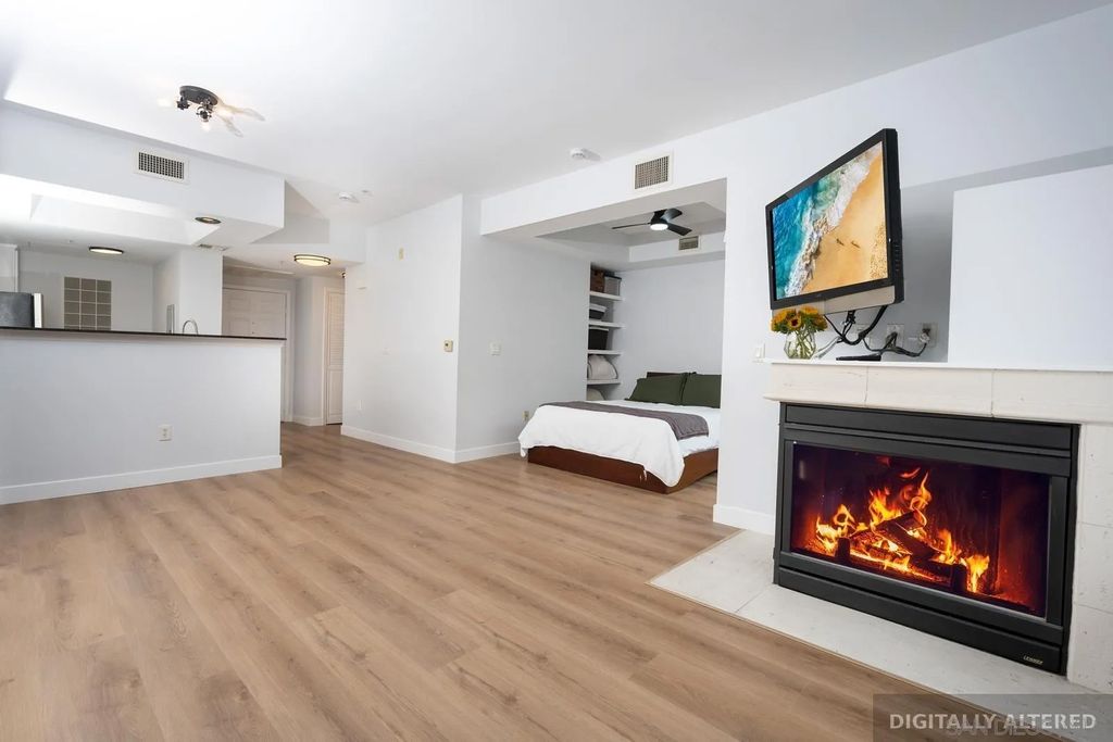Photo of 2400 5th Ave #424, San Diego, CA 92101 (MLS # 260010780)