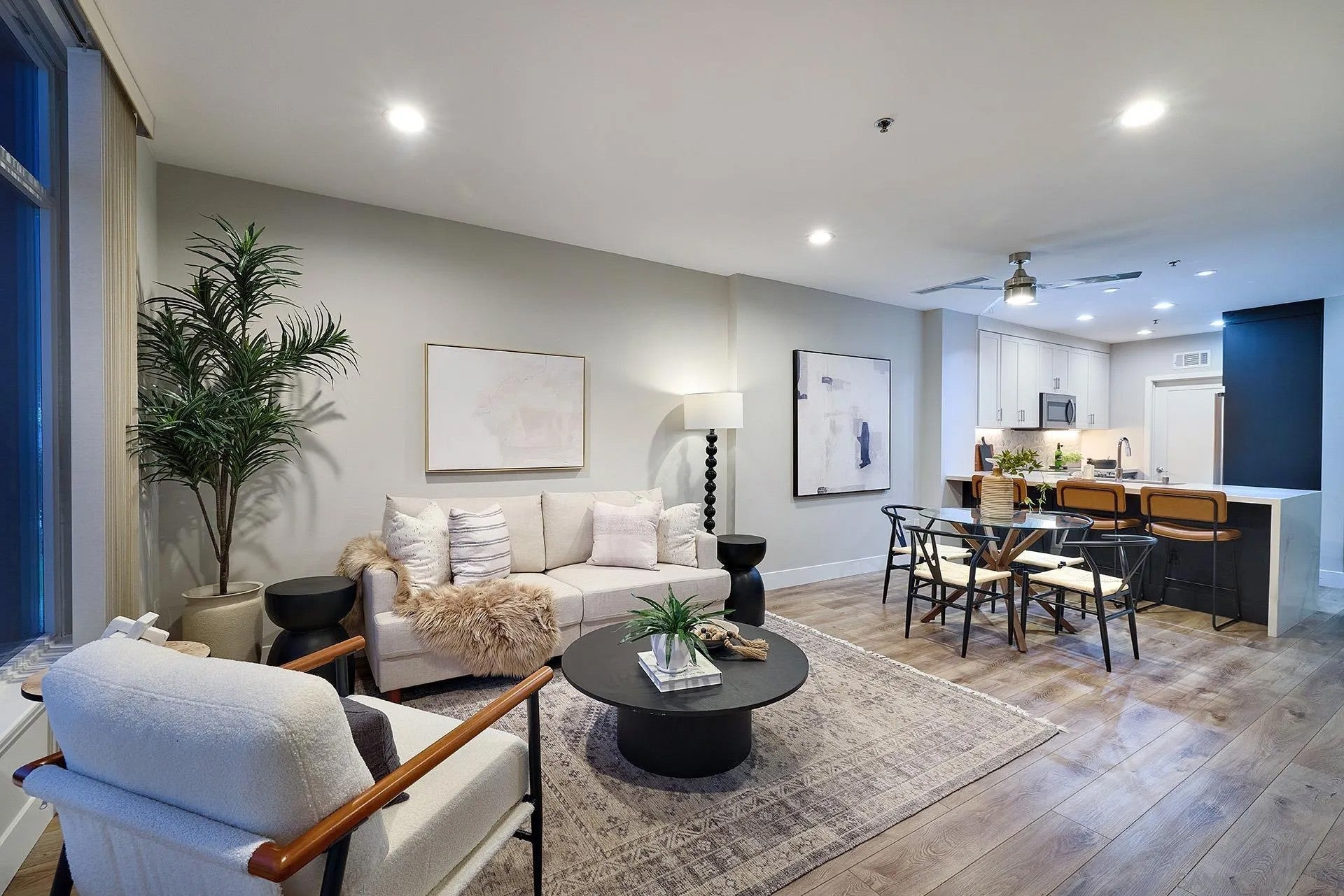 427 9th Ave 1304