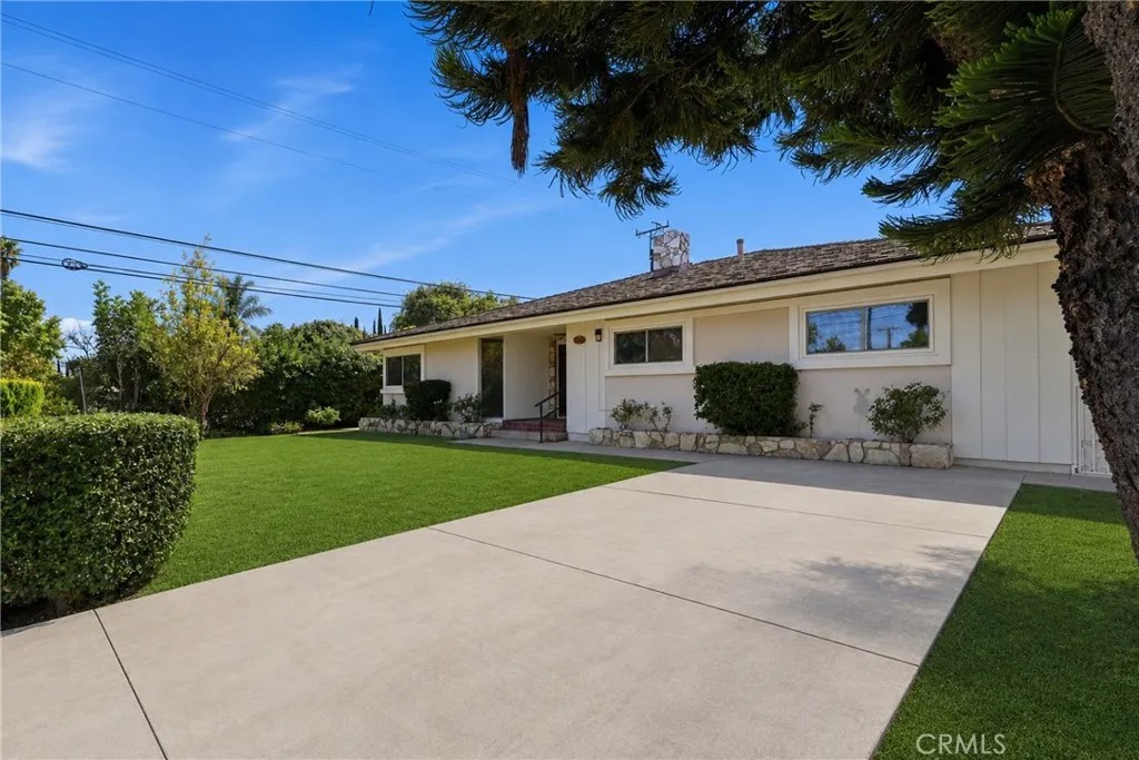 2031 Bella Vista Avenue
