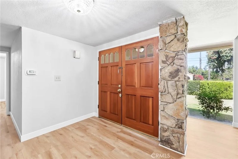2031 Bella Vista Avenue