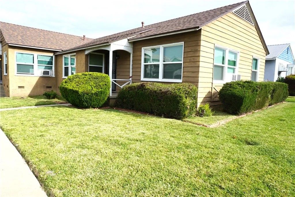 Photo of 2105 S Garfield Ave, Monterey Park, CA 91754 (MLS # WS26070965)