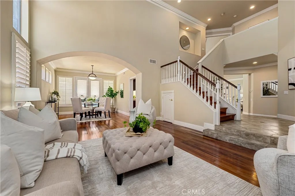 970 S Barton Court