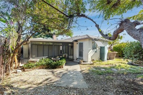 Tiny photo for 10413 Olive Street, Temple City, CA 91780 (MLS # SR25273176)