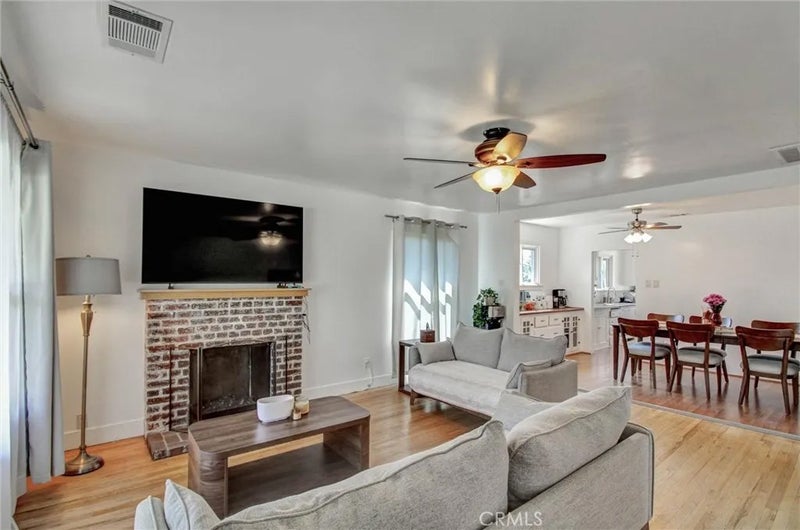 9359 Lomita