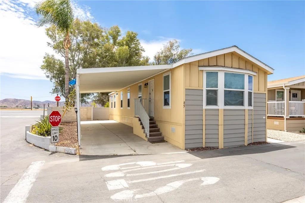 Photo of 4400 W Florida AVE #85, Hemet, CA 92545 (MLS # SW26114675)