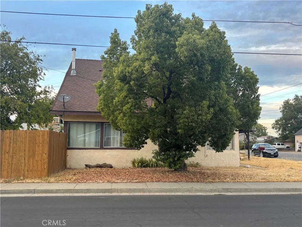 434 8th Street