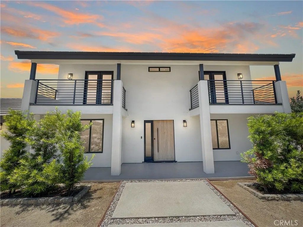 Photo of 1863 Burleson Ave, Thousand Oaks, CA 91360 (MLS # SR26063776)