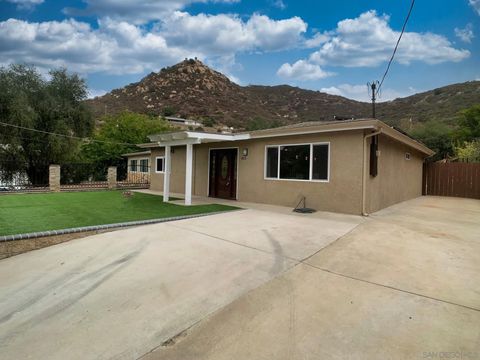 833 RENFRO WAY El Cajon CA 92019