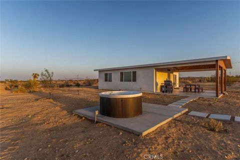 Tiny photo for 473 Bowman Trl, Landers, CA 92285 (MLS # JT25237675)