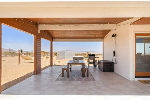 Tiny photo for 473 Bowman Trl, Landers, CA 92285 (MLS # JT25237675)