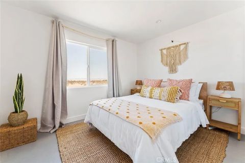 Tiny photo for 473 Bowman Trl, Landers, CA 92285 (MLS # JT25237675)