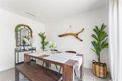 Tiny photo for 473 Bowman Trl, Landers, CA 92285 (MLS # JT25237675)