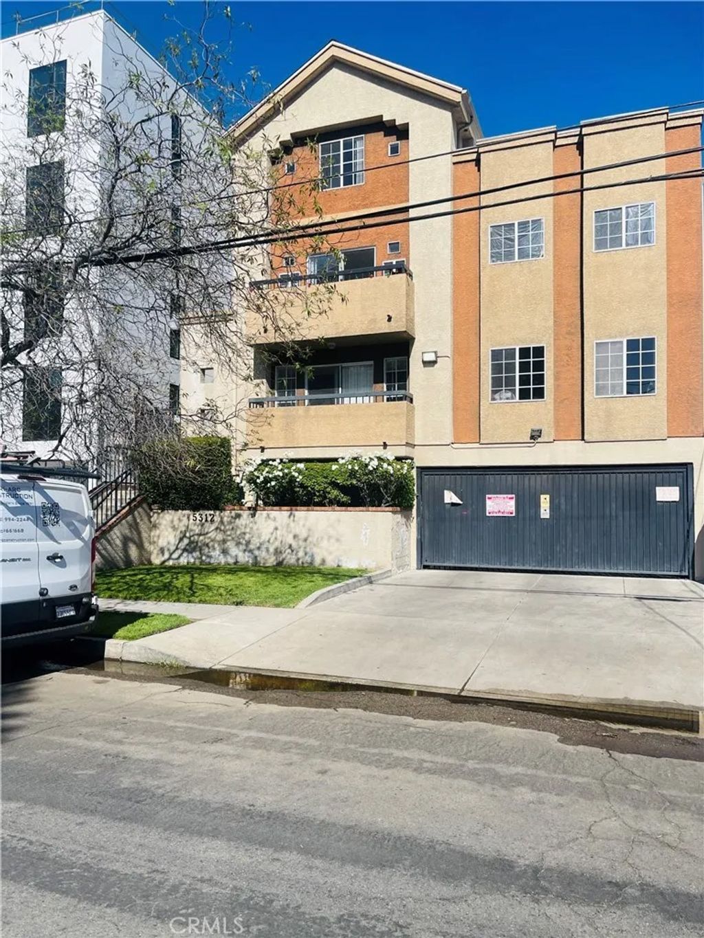 Photo of 5312 Cartwright Avenue #2, North Hollywood, CA 91601 (MLS # SR26089889)
