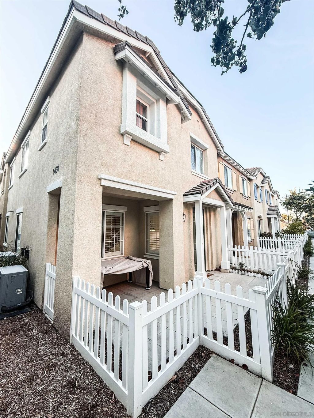 Photo of 1431 Trouville Ln #5, Chula Vista, CA 91913 (MLS # 250043694)