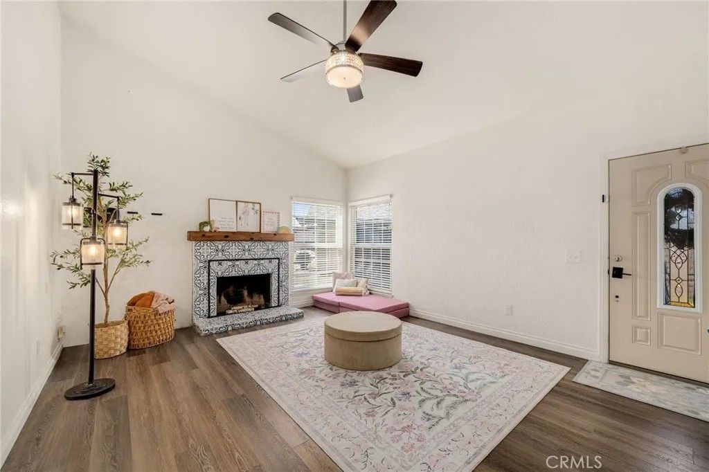 Photo of 10115 Sioux Cir, Riverside, CA 92503 (MLS # PW26068320)