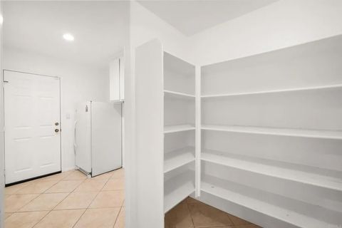 Tiny photo for 343 La Purisma Way, Oceanside, CA 92057 (MLS # PTP2508934)