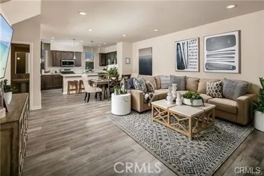 Photo of 711 Highline Way, Upland, CA 91784 (MLS # CV26006101)